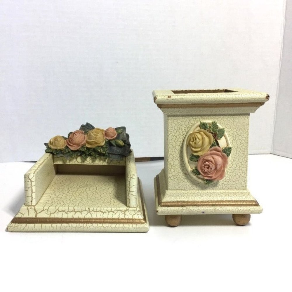 Figi Graphics 1998 Bella Rosa Desk Set